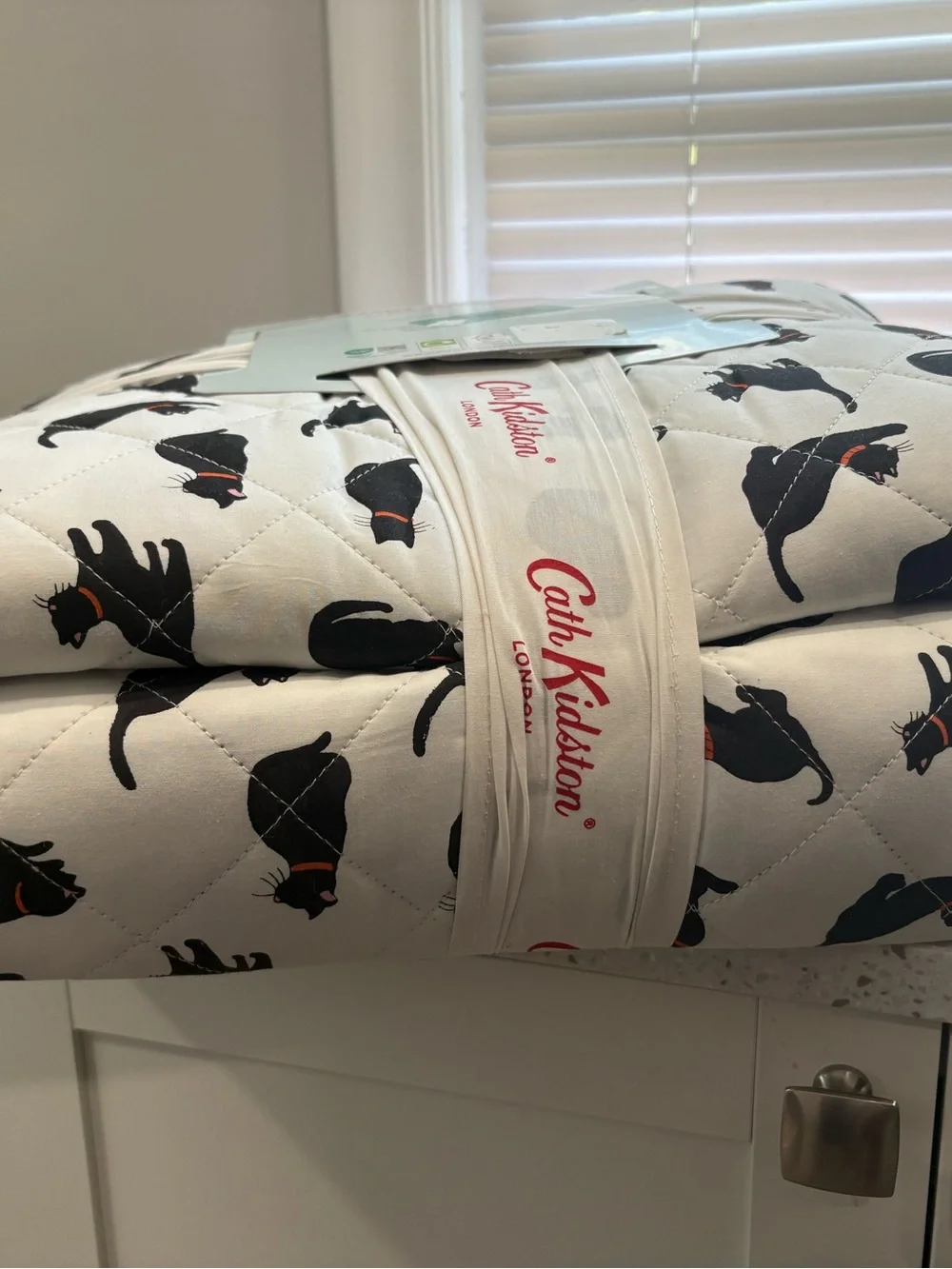 NWT Cath Kidston King Quilt Set - White with Black Cat Print- Black Cat Pattern